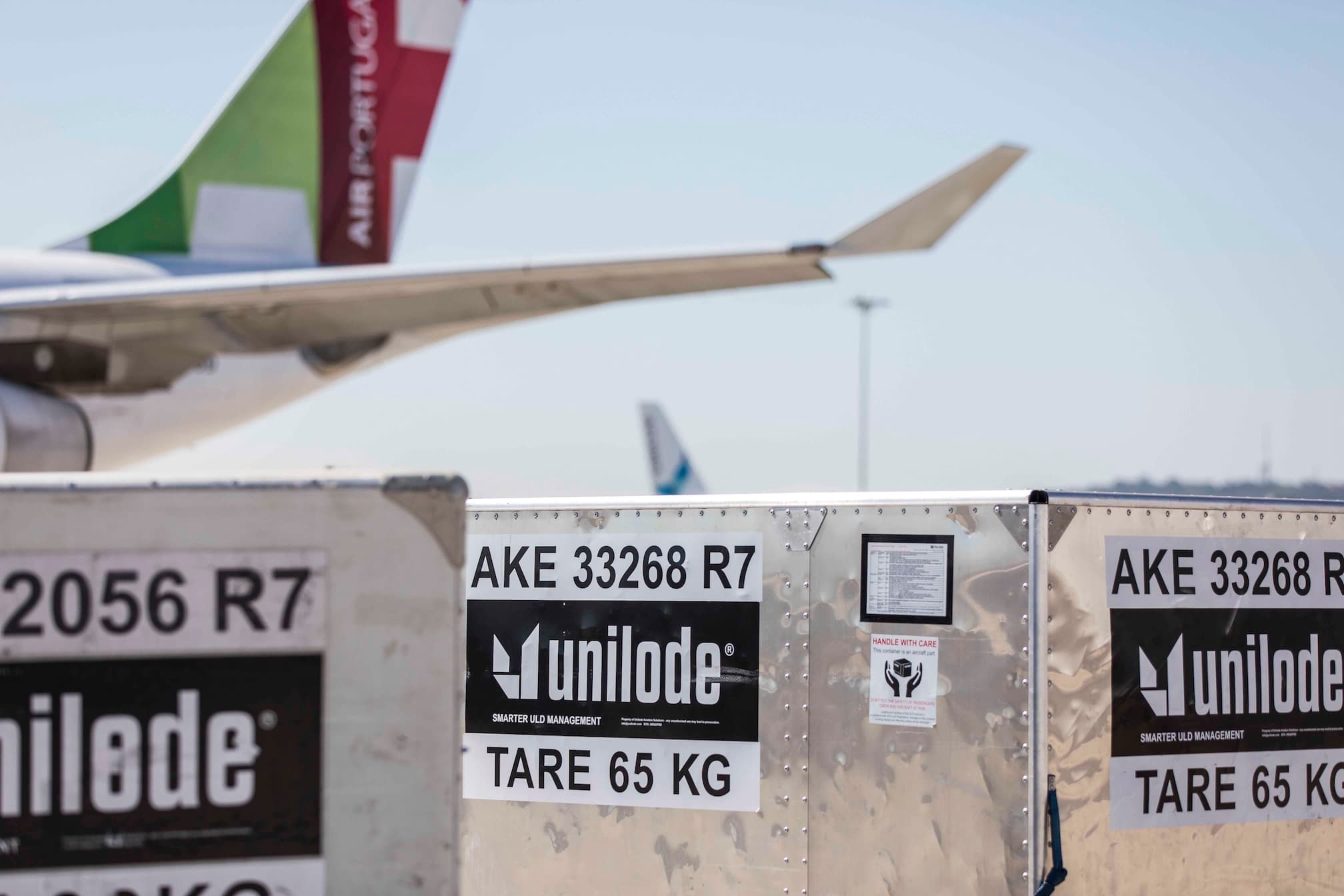 Rows of Unilode ULDs available across the global network