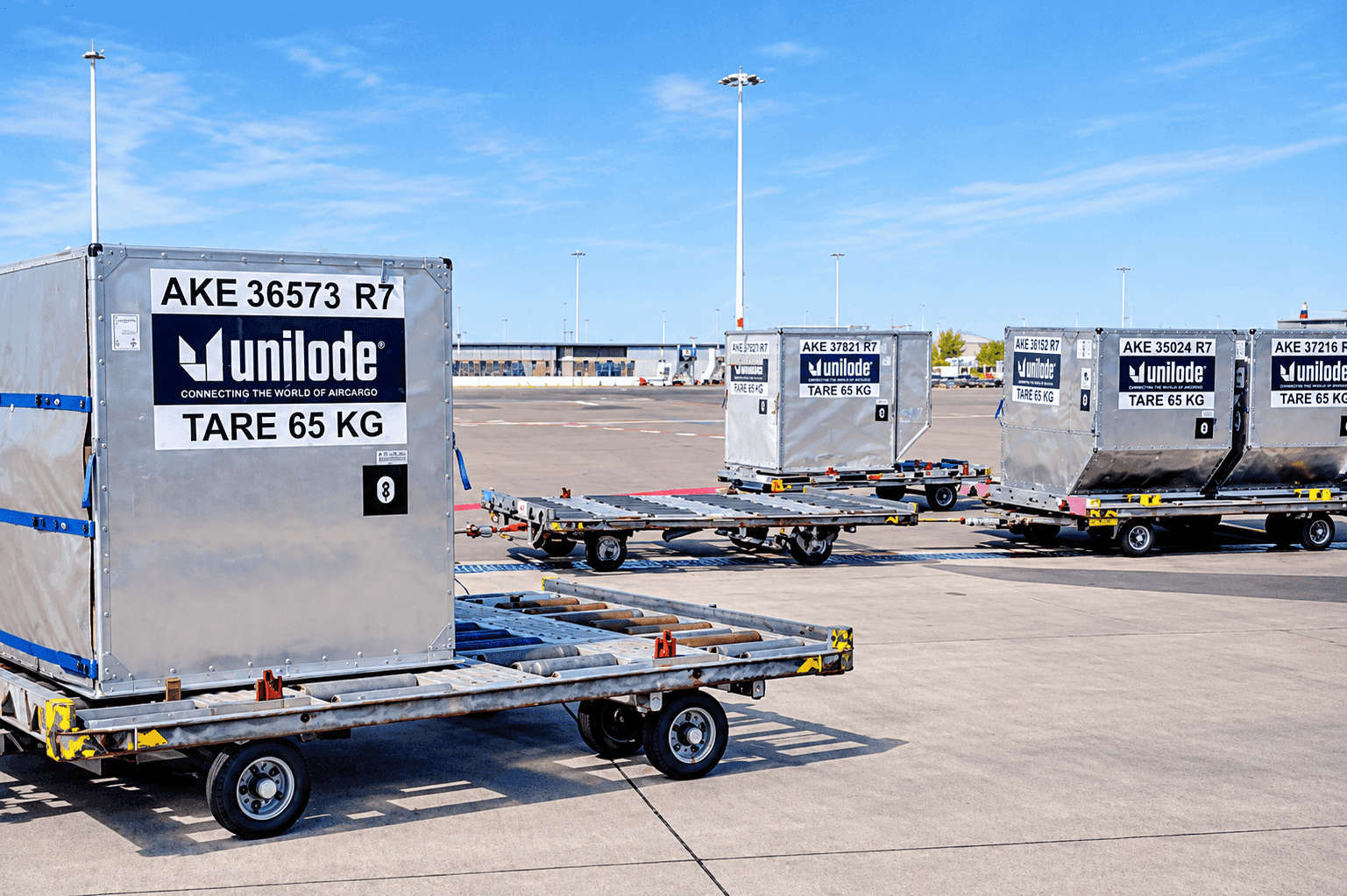 Unilode ULDs staged on dollies ready for short-term lease